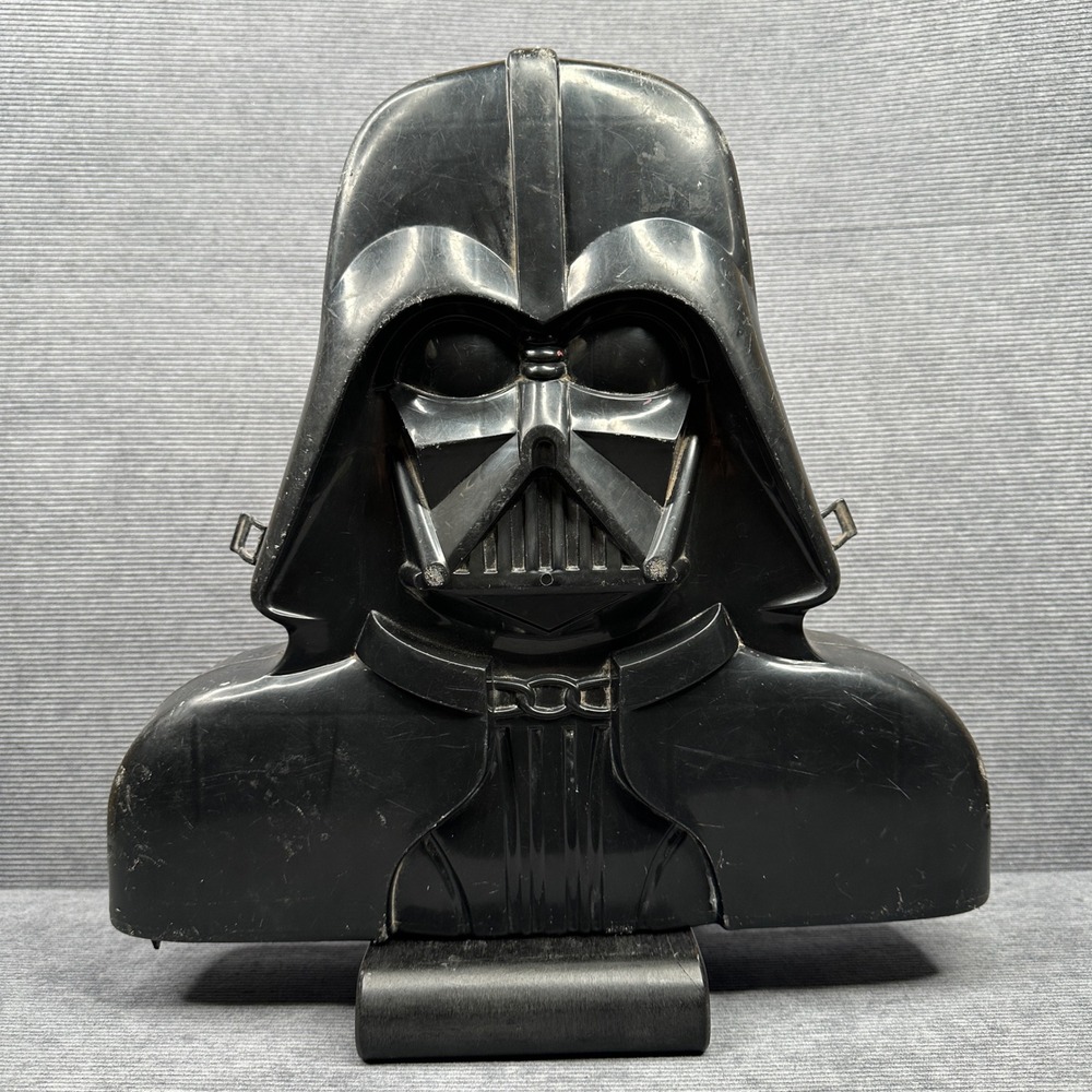Vintage 1980 Kenner Star Wars Darth Vader Action Figure Carrying Case Black